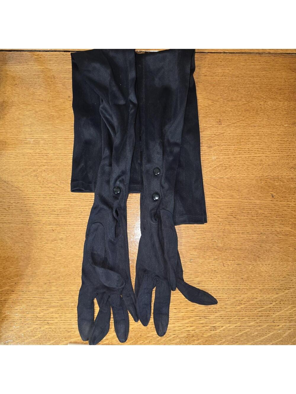 Vintage 1950s KAYSER Black Nylon Mousquetaire Opera Gloves Size 6 Made In USA